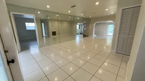 220 NW 20th Street Pompano Beach FL 33060