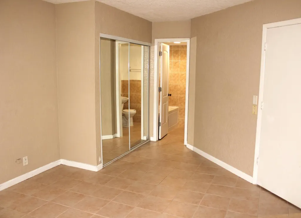 1500 SE Royal Green Circle Port St Lucie FL 34952