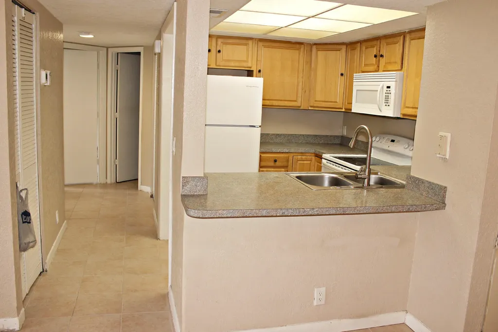 1500 SE Royal Green Circle Port St Lucie FL 34952