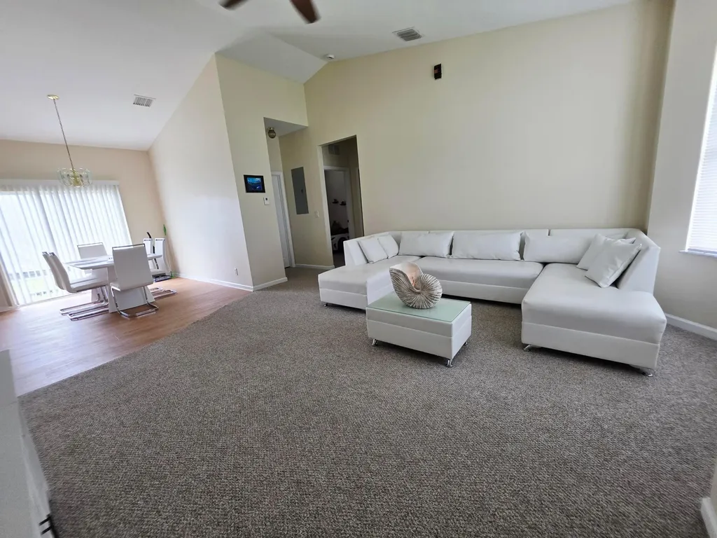 17331 38th Road N The Acreage FL 33470