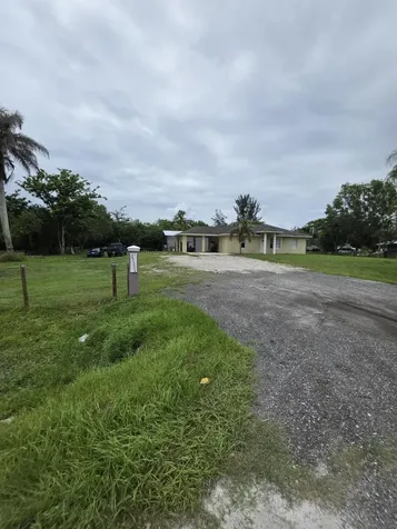 17331 38th Road N The Acreage FL 33470