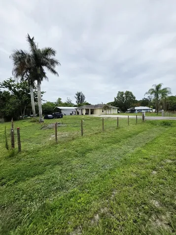 17331 38th Road N The Acreage FL 33470