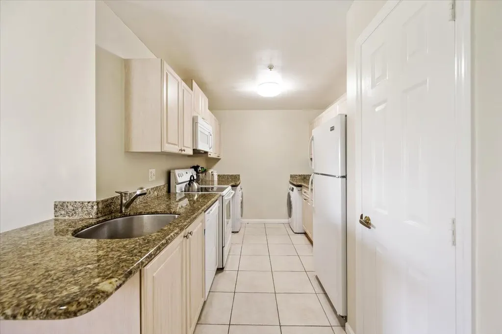 2060 Greenview Shores Boulevard Wellington FL 33414