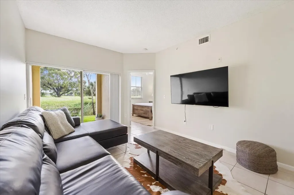 2060 Greenview Shores Boulevard Wellington FL 33414