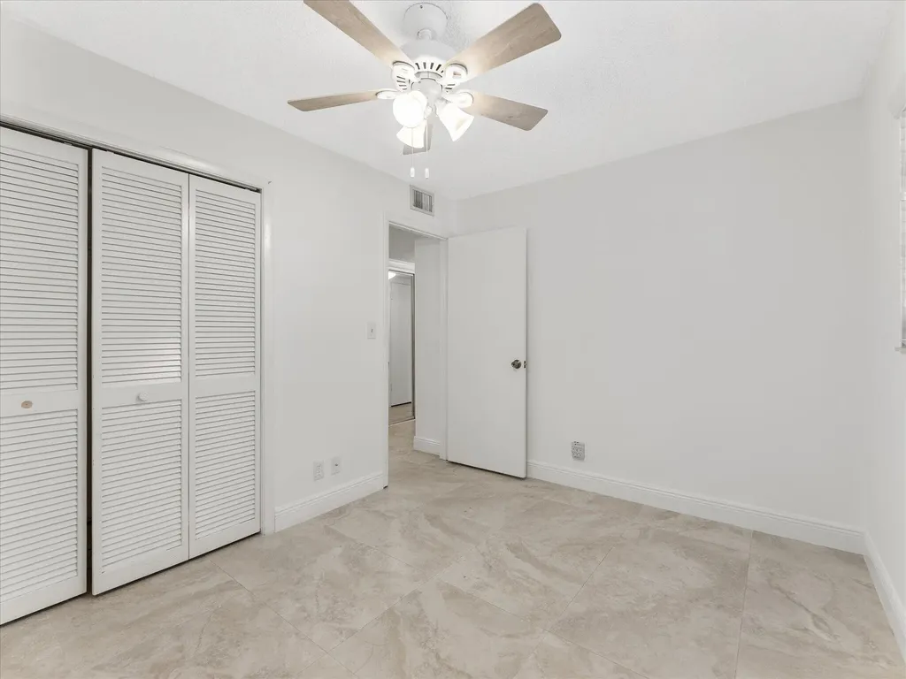 1821 NE 40th Court Pompano Beach FL 33064