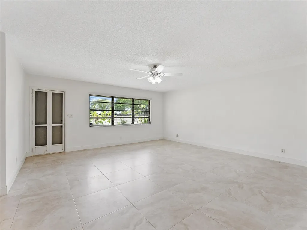 1821 NE 40th Court Pompano Beach FL 33064