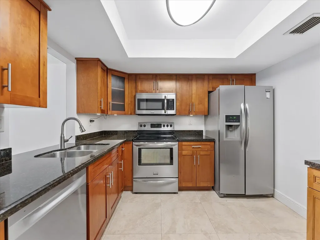 1821 NE 40th Court Pompano Beach FL 33064