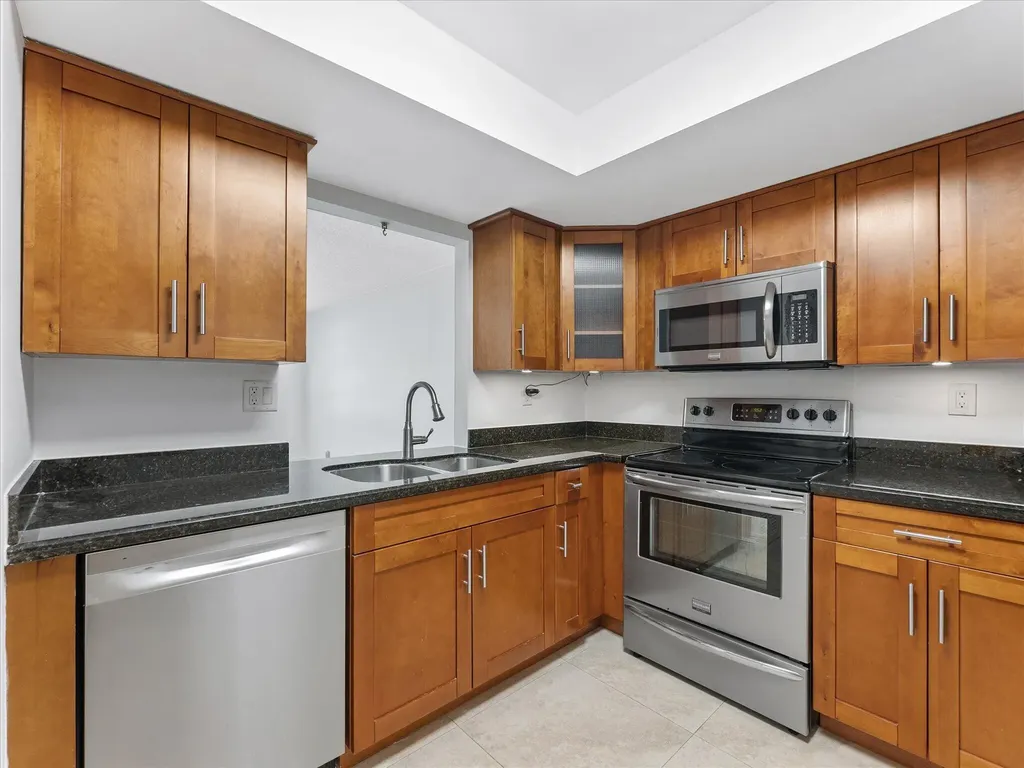 1821 NE 40th Court Pompano Beach FL 33064