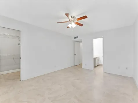 1821 NE 40th Court Pompano Beach FL 33064