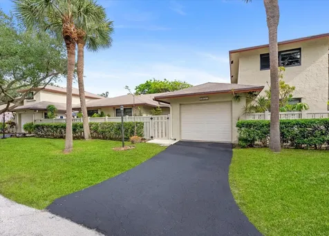 1821 NE 40th Court Pompano Beach FL 33064