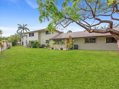 1821 NE 40th Court Pompano Beach FL 33064