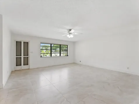 1821 NE 40th Court Pompano Beach FL 33064