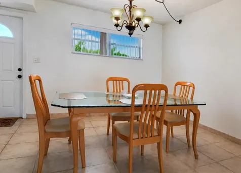 8962 S Hollybrook Boulevard Pembroke Pines FL 33025