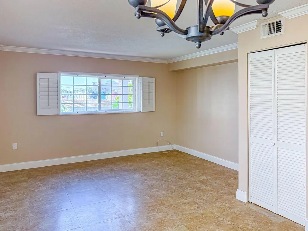 633 NE 2nd Avenue Fort Lauderdale FL 33304