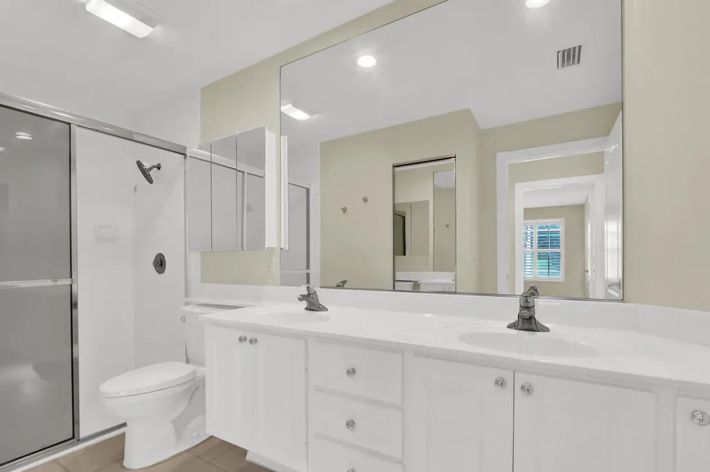 129 Euphrates Circle Palm Beach Gardens FL 33410