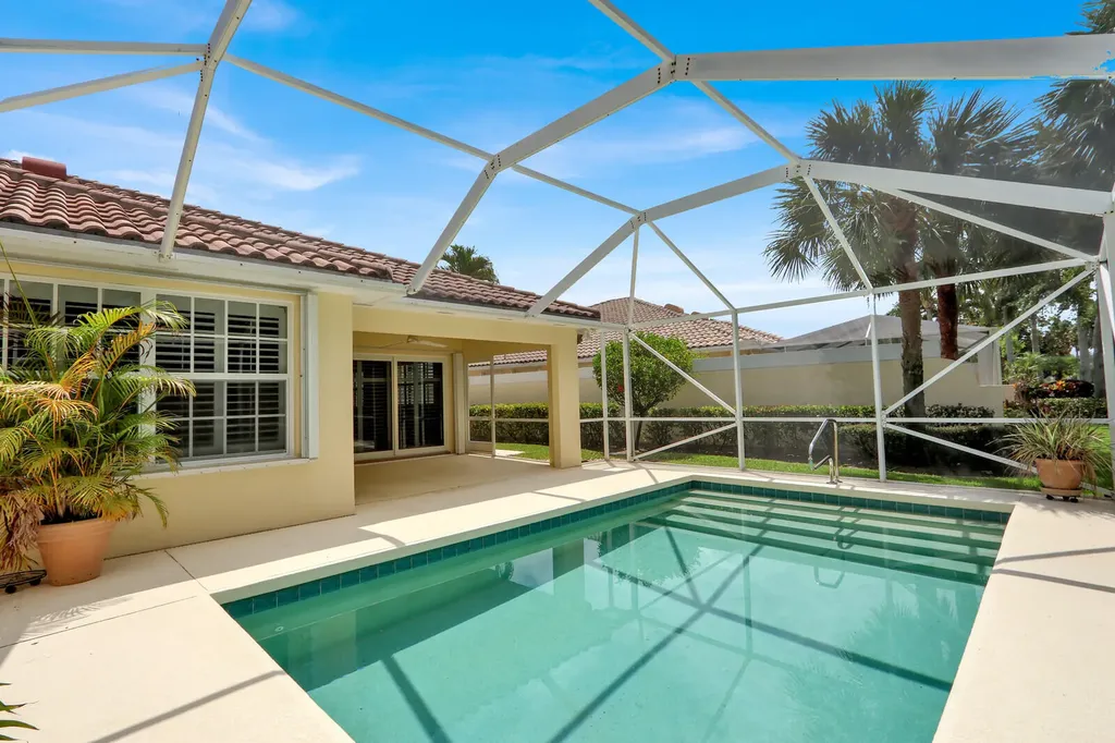 129 Euphrates Circle Palm Beach Gardens FL 33410