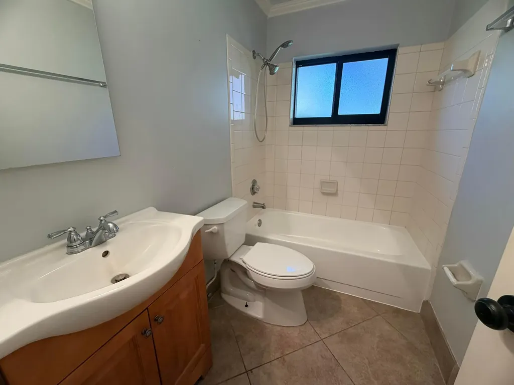 4075 Palm Forest Drive N Delray Beach FL 33445