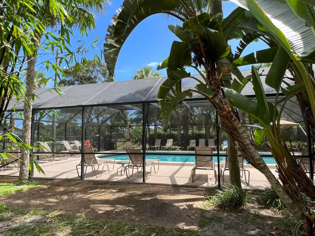 4075 Palm Forest Drive N Delray Beach FL 33445