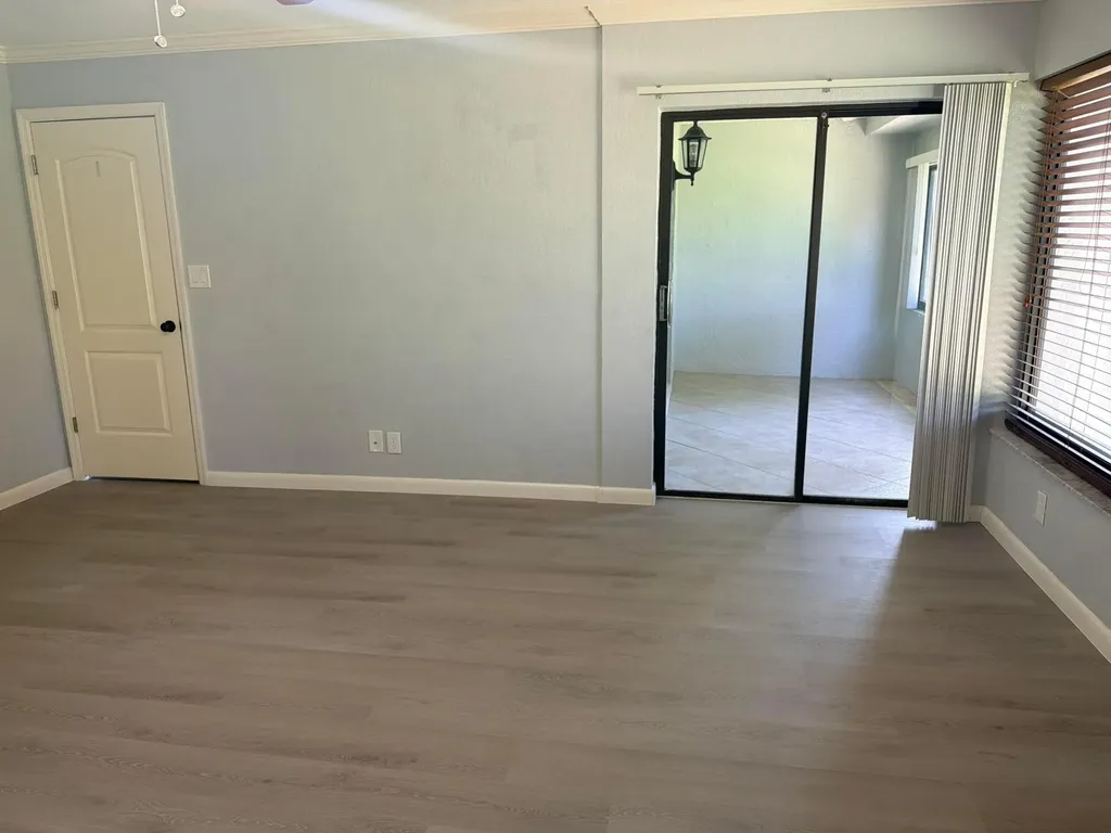 4075 Palm Forest Drive N Delray Beach FL 33445