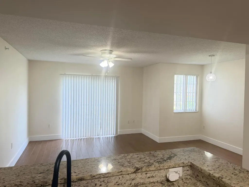 4195 Haverhill Road West Palm Beach FL 33417