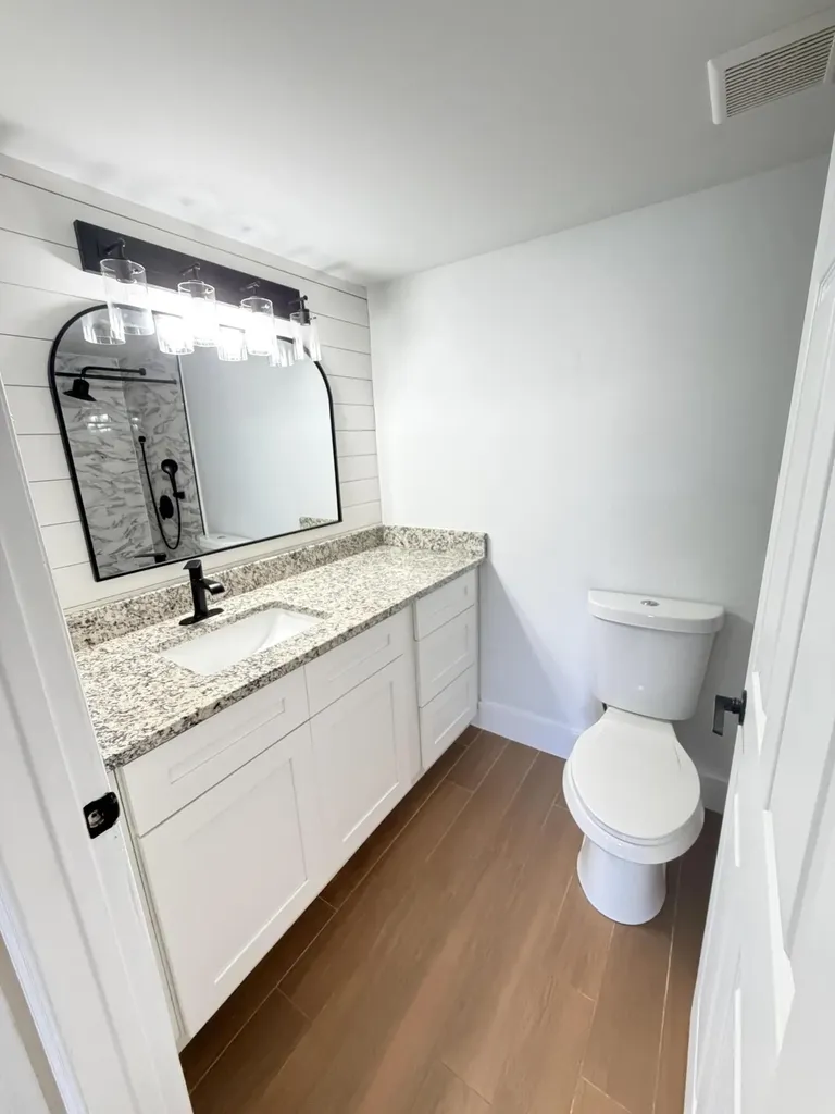 4195 Haverhill Road West Palm Beach FL 33417
