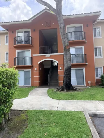 4195 Haverhill Road West Palm Beach FL 33417