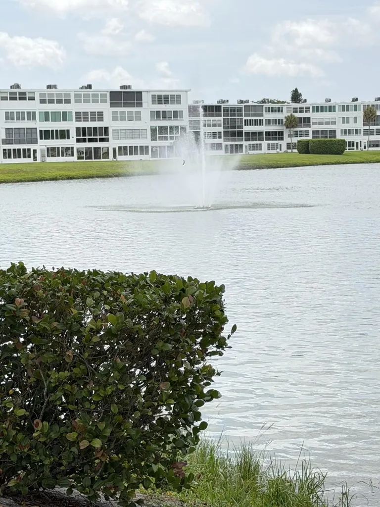 179 Windsor H West Palm Beach FL 33417