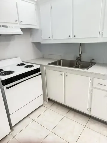 179 Windsor H West Palm Beach FL 33417