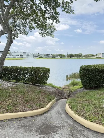 179 Windsor H West Palm Beach FL 33417
