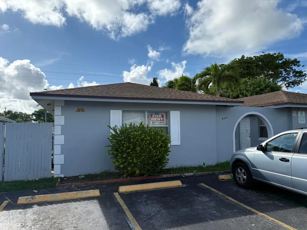 4031 NW 30th Terrace Lauderdale Lakes FL 33309