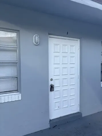 4031 NW 30th Terrace Lauderdale Lakes FL 33309