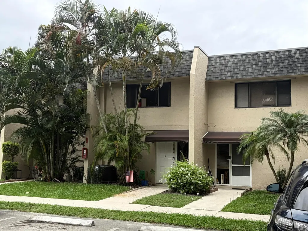 81 Deer Creek Road Deerfield Beach FL 33442