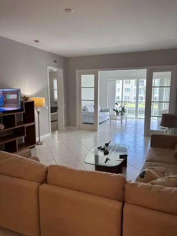 6 E Harbour Isle Drive Drive E Fort Pierce FL 34949