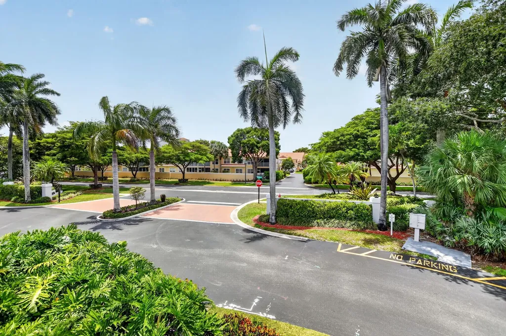 17100 Boca Club Boulevard Boca Raton FL 33487