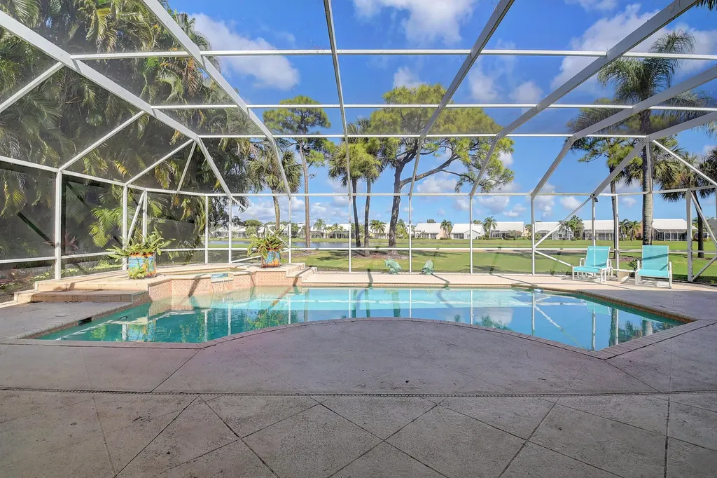 8320 Desmond Drive Boynton Beach FL 33472