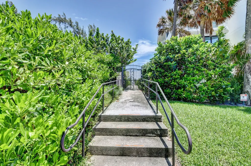 2121 N Ocean Boulevard Boca Raton FL 33431