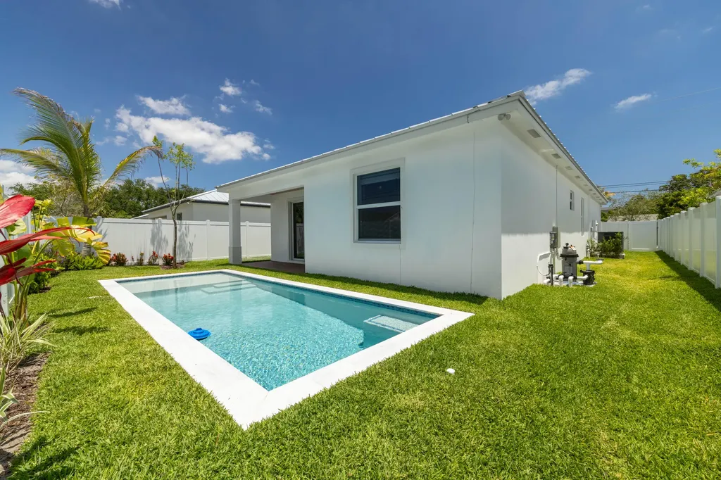 1022 Miami Boulevard Delray Beach FL 33483