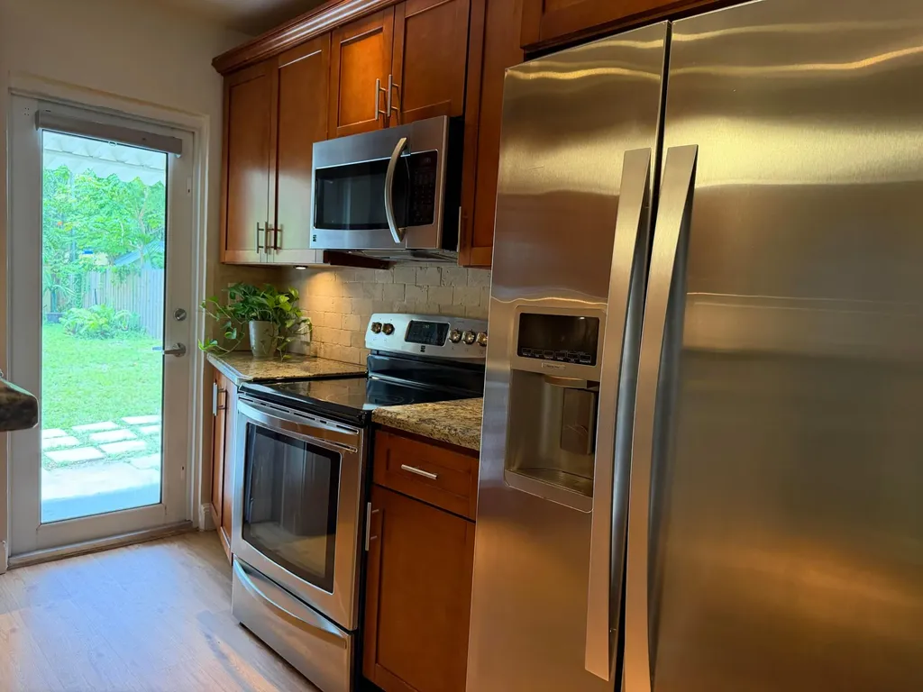 609 SW 6th Avenue Fort Lauderdale FL 33315