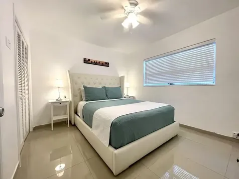 29 NE 3rd Street Dania Beach FL 33004