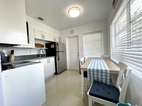 29 NE 3rd Street Dania Beach FL 33004
