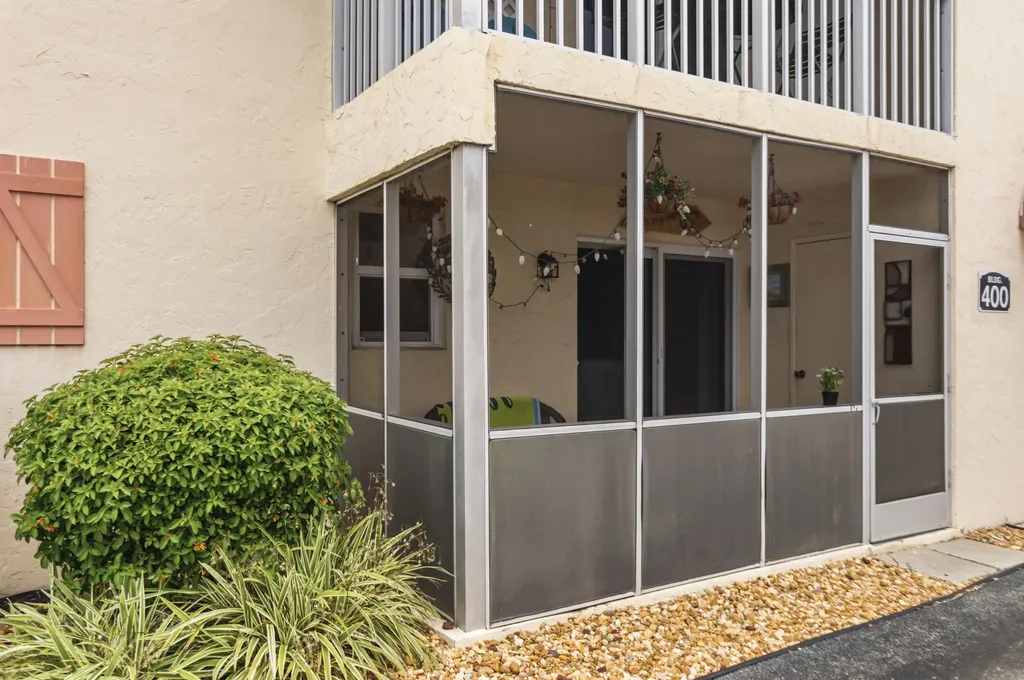101 E Mcnab Road Pompano Beach FL 33060