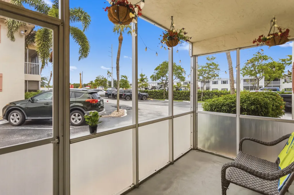 101 E Mcnab Road Pompano Beach FL 33060