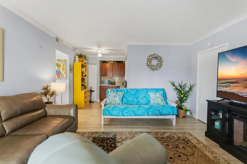 101 E Mcnab Road Pompano Beach FL 33060