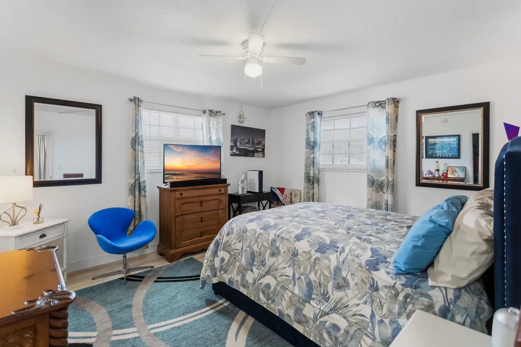 101 E Mcnab Road Pompano Beach FL 33060
