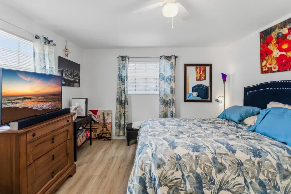 101 E Mcnab Road Pompano Beach FL 33060