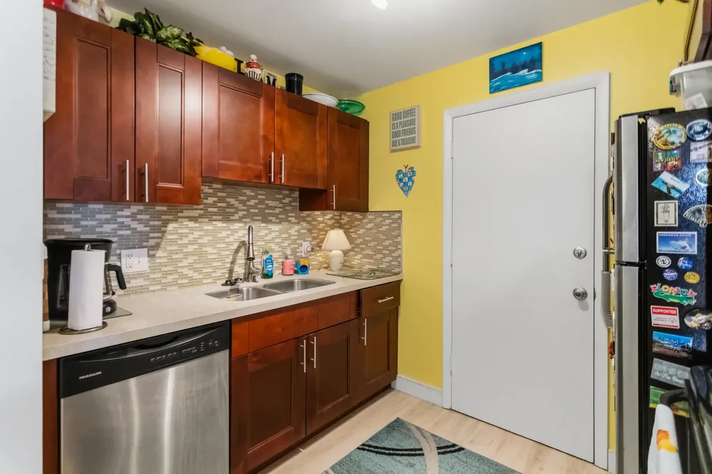 101 E Mcnab Road Pompano Beach FL 33060