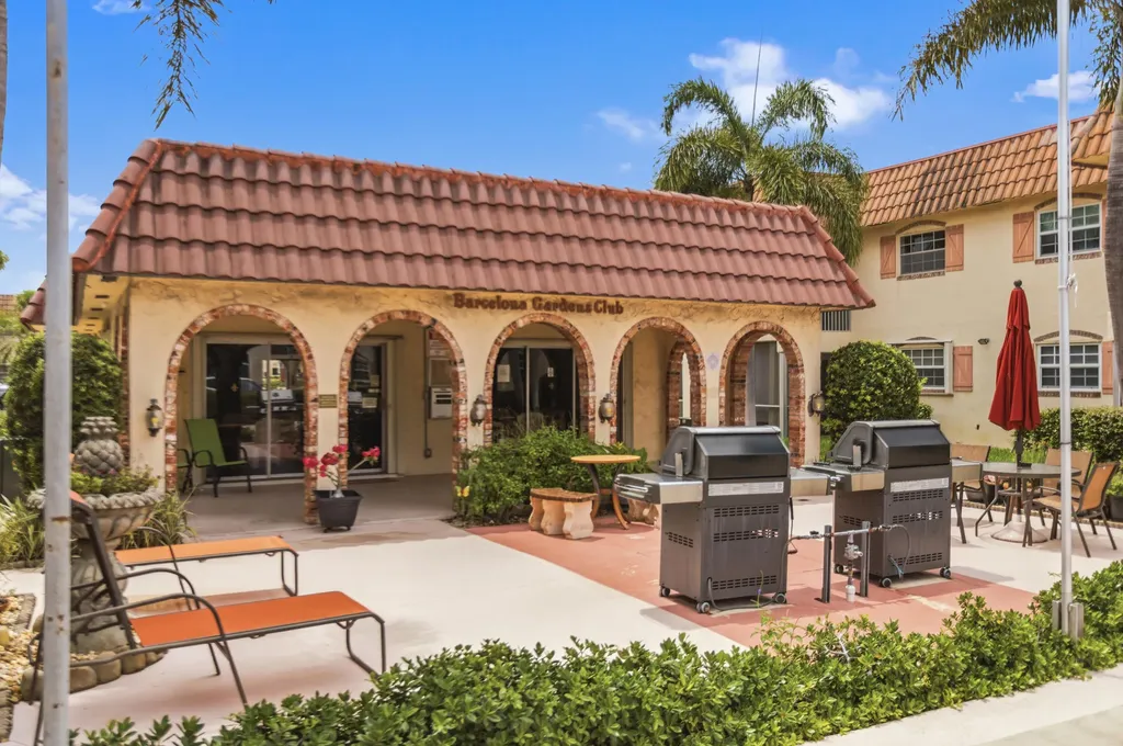 101 E Mcnab Road Pompano Beach FL 33060