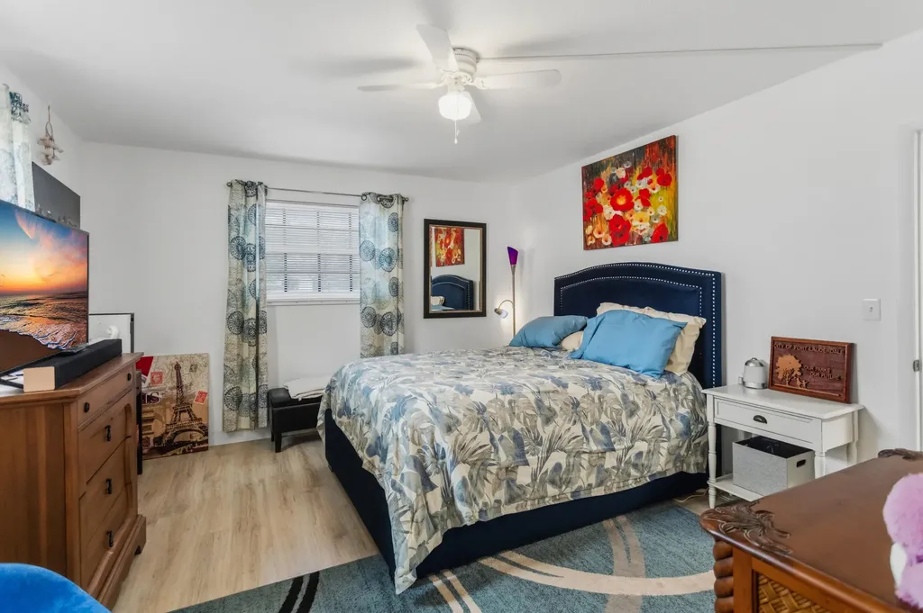 101 E Mcnab Road Pompano Beach FL 33060