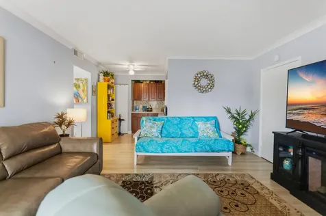 101 E Mcnab Road Pompano Beach FL 33060