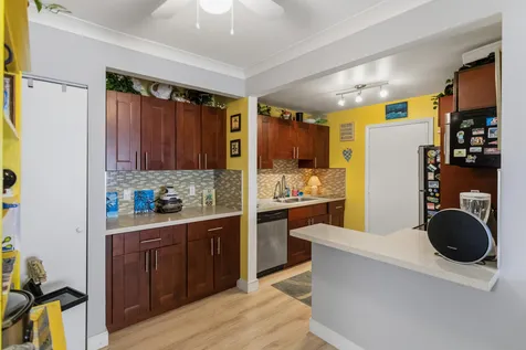 101 E Mcnab Road Pompano Beach FL 33060